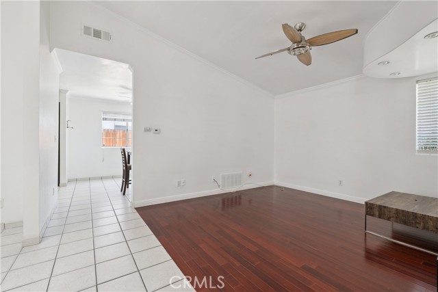 18627 Arminta Street, Reseda CA: https://media.crmls.org/medias/8ba16483-13f9-4d23-942c-56f9d87413f8.jpg
