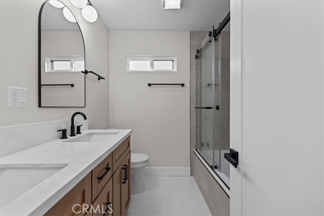 Detail Gallery Image 21 of 32 For 23217 Anza Ave, Torrance,  CA 90505 - 4 Beds | 3 Baths