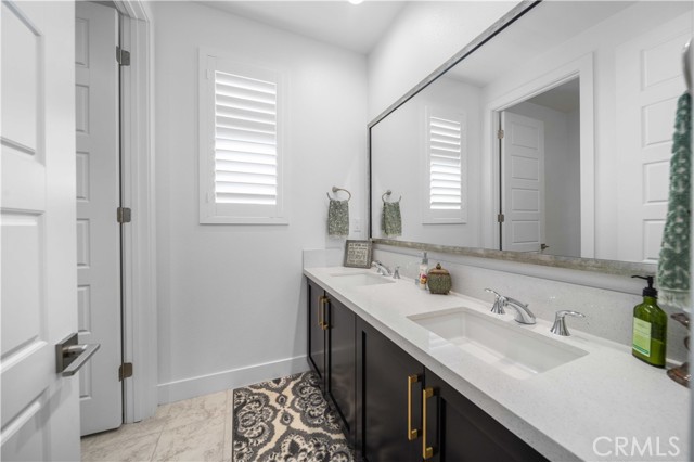 Detail Gallery Image 36 of 61 For 19127 Malabar St, Canyon Country,  CA 91351 - 5 Beds | 4 Baths