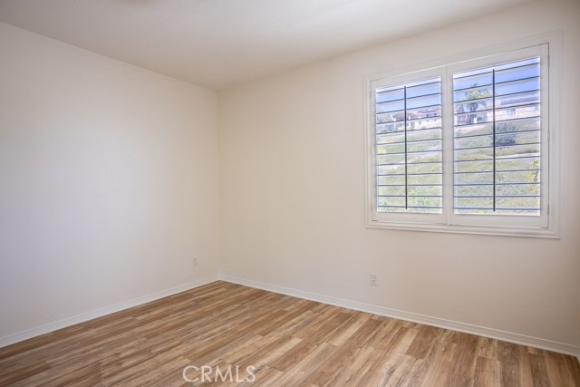 23857 Rio Rancho Way, Valencia CA: https://media.crmls.org/medias/8ba25710-7f9c-4c32-9419-dc9029011bd1.jpg