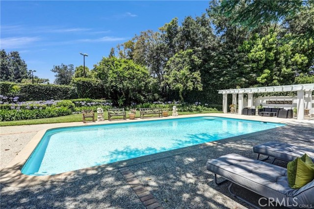 Detail Gallery Image 39 of 43 For 935 Hillcrest, Pasadena,  CA 91106 - 6 Beds | 7/1 Baths