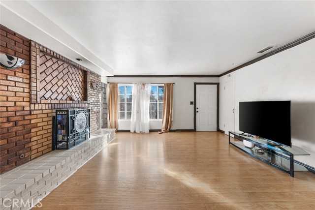 Detail Gallery Image 3 of 68 For 44221 4th St, Lancaster,  CA 93535 - 3 Beds | 2 Baths