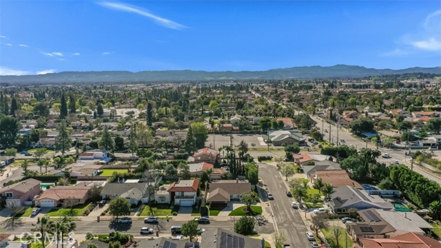 Detail Gallery Image 38 of 39 For 20828 Bermuda St, Chatsworth,  CA 91311 - 4 Beds | 2 Baths