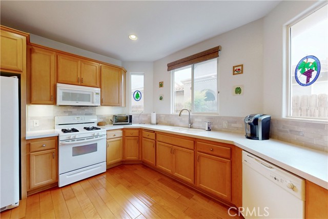 Detail Gallery Image 12 of 50 For 928 Menusa Ct, Santa Maria,  CA 93458 - 3 Beds | 2/1 Baths
