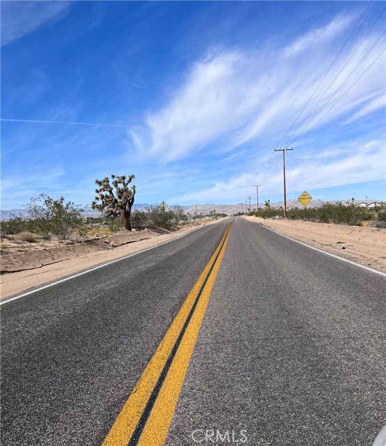 832 Bonita Avenue, Yucca Valley, California 92285, ,Land,For Sale,832 Bonita Avenue,CRIV23177672