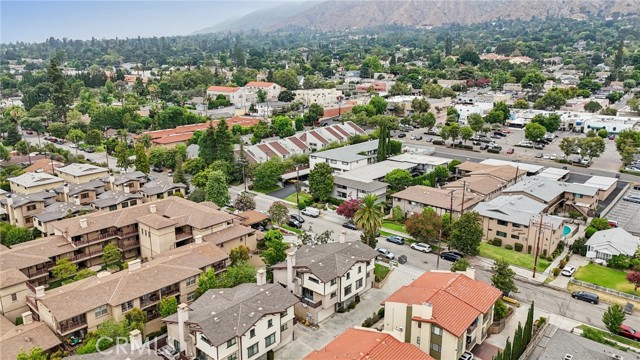 50 Esperanza Avenue, Sierra Madre CA: https://media.crmls.org/medias/8ba3dc36-25ba-4524-ae2d-a7ee6363f6c3.jpg