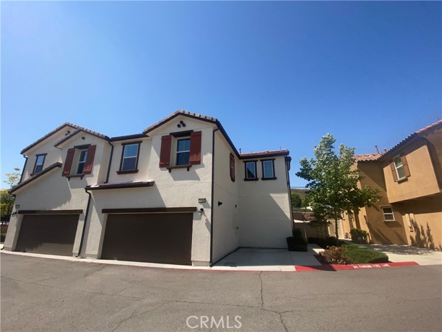 Detail Gallery Image 2 of 30 For 27363 Bella Ln, Murrieta,  CA 92562 - 4 Beds | 3 Baths