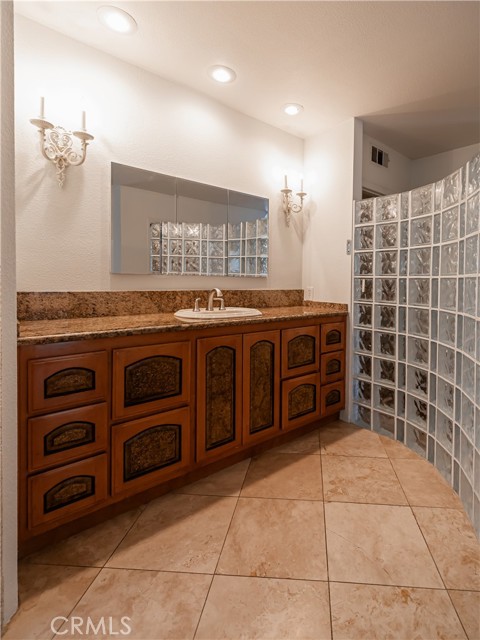 1036 Palos Verdes Boulevard, Redondo Beach CA: https://media.crmls.org/medias/8ba4c0e7-0484-4cb9-872f-d3b351c44e38.jpg