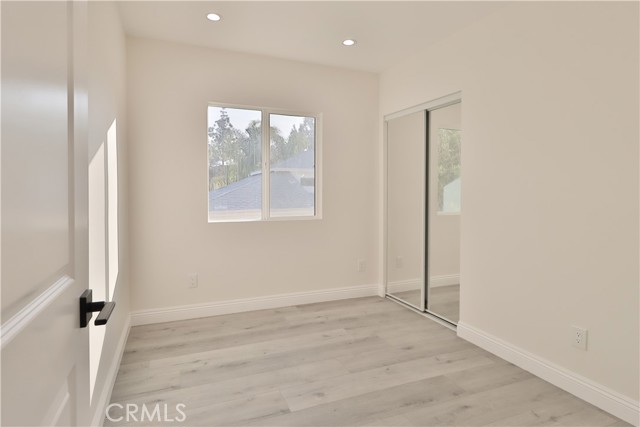 22133 1/2 Victory Boulevard, Canoga Park CA: https://media.crmls.org/medias/8ba53811-7c3a-44cc-9be2-5f31d6f17684.jpg