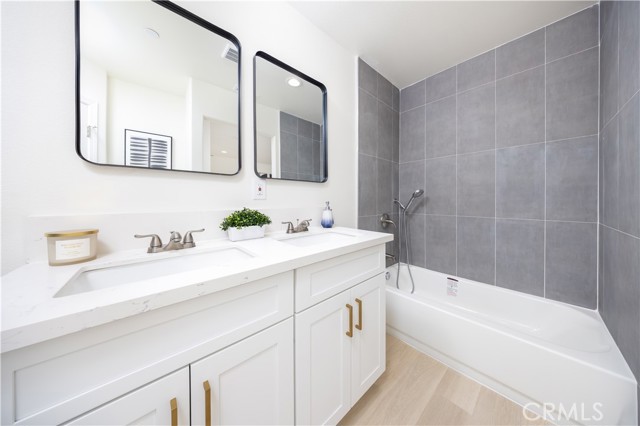 755 Lewis Street, Pomona CA: https://media.crmls.org/medias/8ba56dba-3ee9-44a7-8791-b55148c4d9d5.jpg