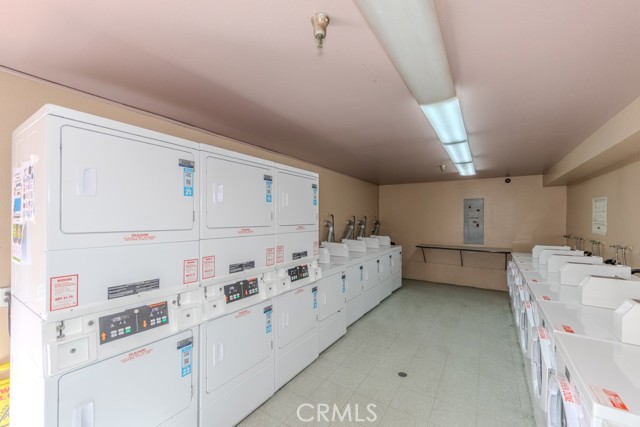 Detail Gallery Image 24 of 28 For 450 E 4th St #423,  Santa Ana,  CA 92701 - 1 Beds | 1 Baths