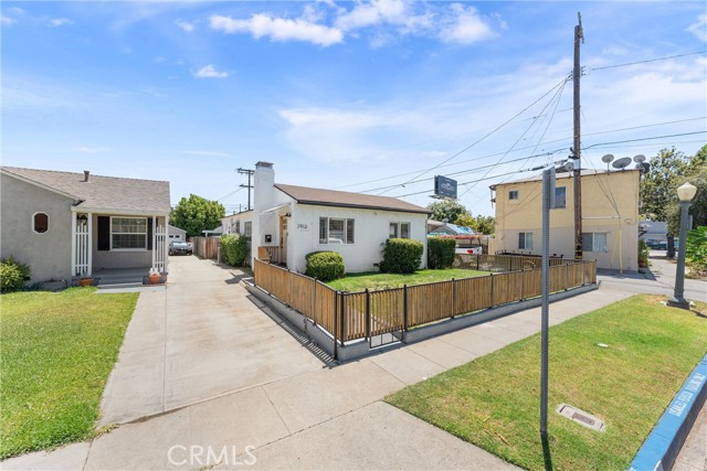 2912 Covina Street, Los Angeles CA: https://media.crmls.org/medias/8ba6efb3-db07-45db-b59e-ab3cd18c1741.jpg