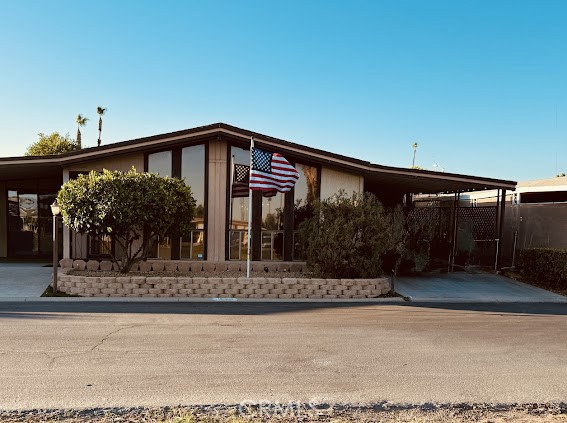 601 N Kirby Street, Hemet CA: https://media.crmls.org/medias/8ba797b7-1ef4-40c9-b66d-1c13d18ce5f7.jpg