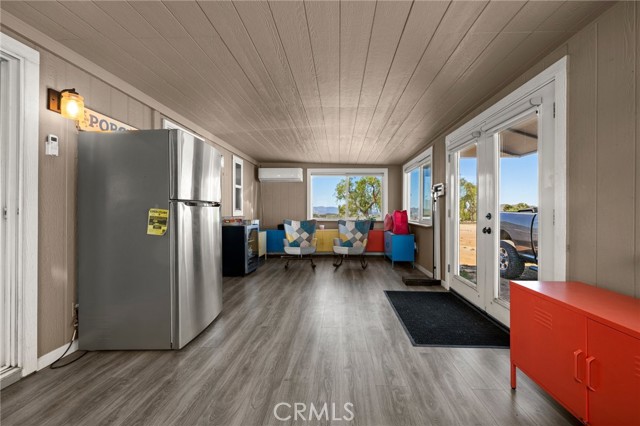 Detail Gallery Image 13 of 63 For 9259 Sierra Hwy, Agua Dulce,  CA 91390 - 4 Beds | 4 Baths