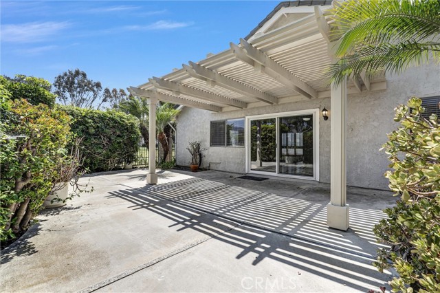 28024 Paseo Alba, San Juan Capistrano CA: https://media.crmls.org/medias/8ba87e34-e923-4934-917d-1b0beb6ab0f5.jpg