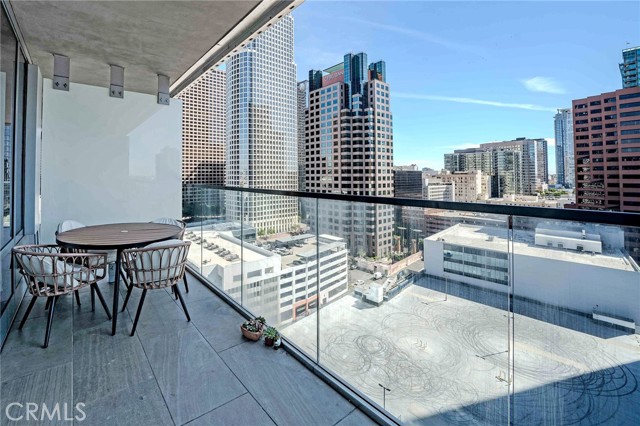 877 Francisco, 1717 photo 25
