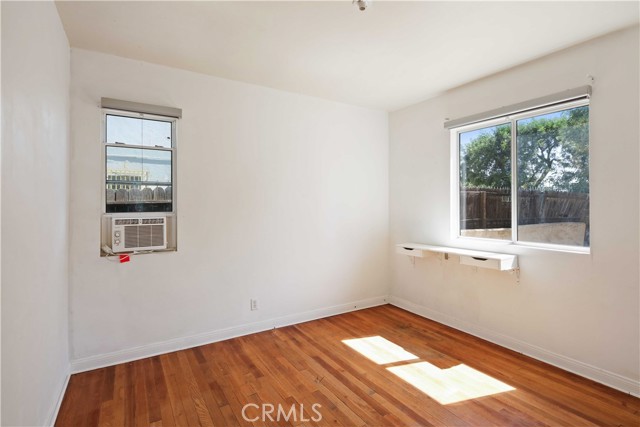 Detail Gallery Image 17 of 23 For 5940 Cedros Ave, Van Nuys,  CA 91411 - 2 Beds | 1 Baths
