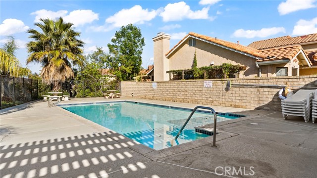Detail Gallery Image 55 of 56 For 19765 Azure Field Dr, Newhall,  CA 91321 - 3 Beds | 2/1 Baths