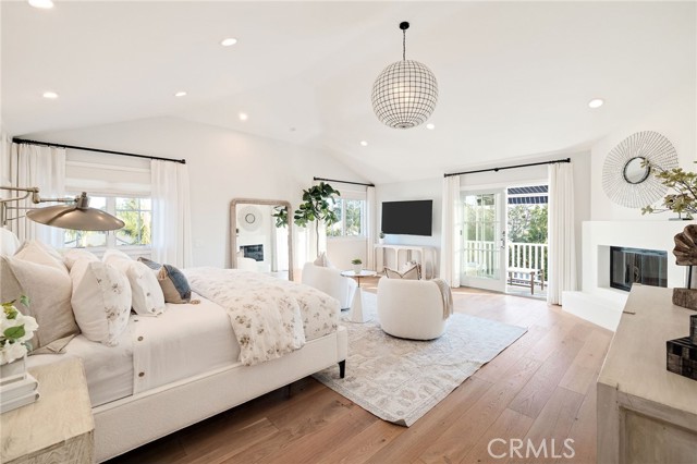 Detail Gallery Image 44 of 70 For 1450 6th St, Manhattan Beach,  CA 90266 - 6 Beds | 5/1 Baths