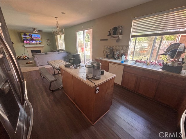 Detail Gallery Image 14 of 31 For 3652 Ash St, Lake Elsinore,  CA 92530 - 3 Beds | 2/1 Baths