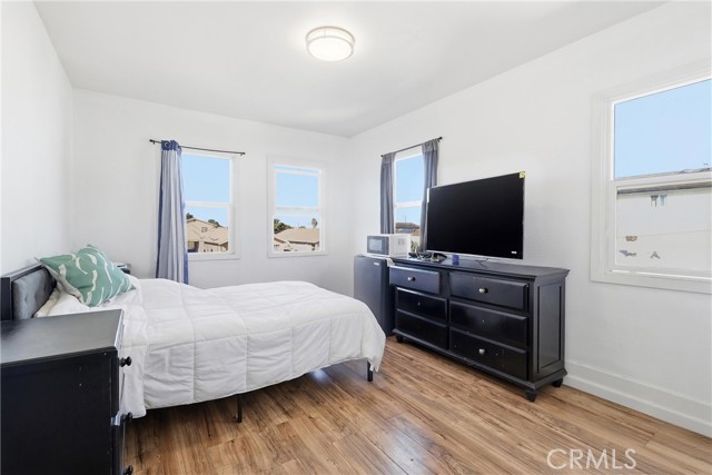 Detail Gallery Image 18 of 54 For 6530 Denver, Los Angeles,  CA 90044 - – Beds | – Baths