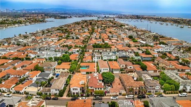 126 Via Koron, Newport Beach CA: https://media.crmls.org/medias/8bad7373-d81c-4594-b6cb-5f01f8faf42e.jpg
