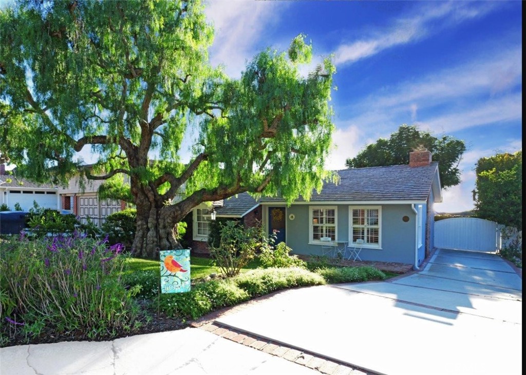 Picture of Palos Verdes Estates, CA 90274