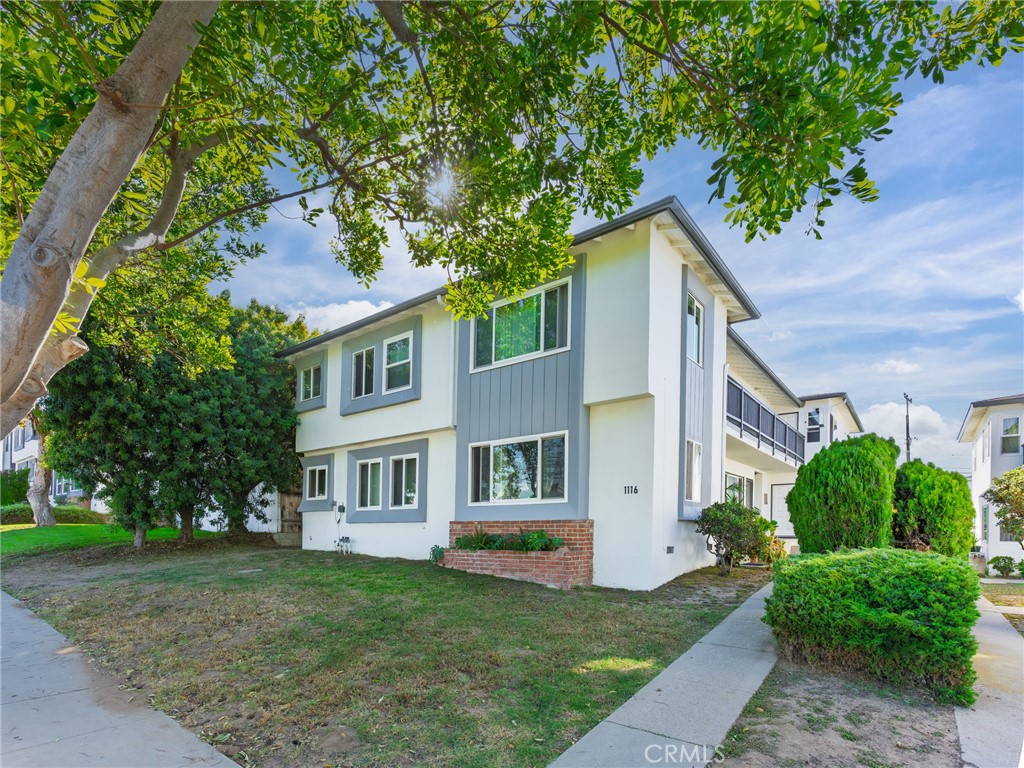 SingleFamilyResidence at 1116 E Imperial Avenue