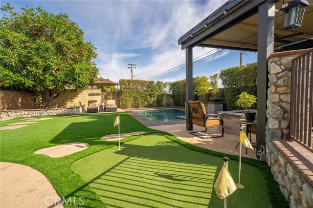 Detail Gallery Image 27 of 39 For 1098 W 25th Street, Upland,  CA 91784 - 4 Beds | 3 Baths