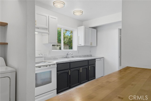 Detail Gallery Image 6 of 39 For 12801 E Highway 20, Clearlake Oaks,  CA 95423 - 2 Beds | 1 Baths