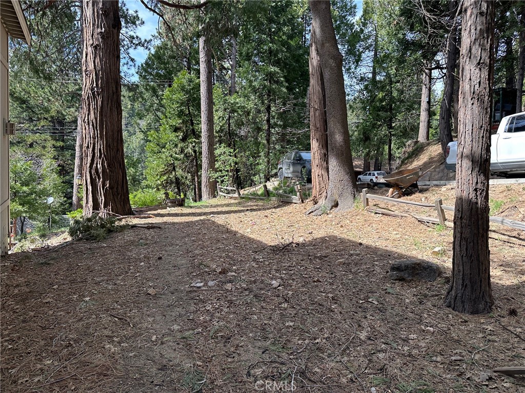 https://media.crmls.org/medias/8bb0dfd5-13e9-4df8-b25e-d15b3fe484a7.jpg?preset=X-Large