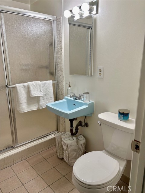 1570 Verde Vista Drive, Monterey Park CA: https://media.crmls.org/medias/8bb11631-f2cf-4d49-902f-10394485a12b.jpg