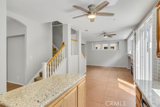 Detail Gallery Image 10 of 27 For 466 Fallbrook Ave, Newbury Park,  CA 91320 - 4 Beds | 2/1 Baths