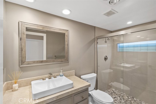 Detail Gallery Image 14 of 40 For 3800 Topside Ln, Corona Del Mar,  CA 92625 - 4 Beds | 3/1 Baths