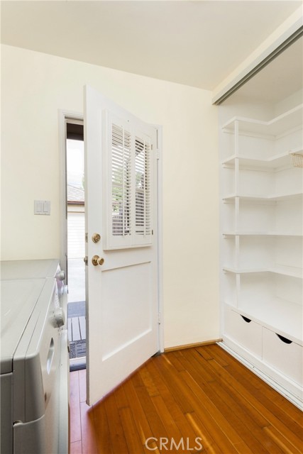 Detail Gallery Image 18 of 33 For 1717 Riverside Dr, Glendale,  CA 91201 - 2 Beds | 1 Baths