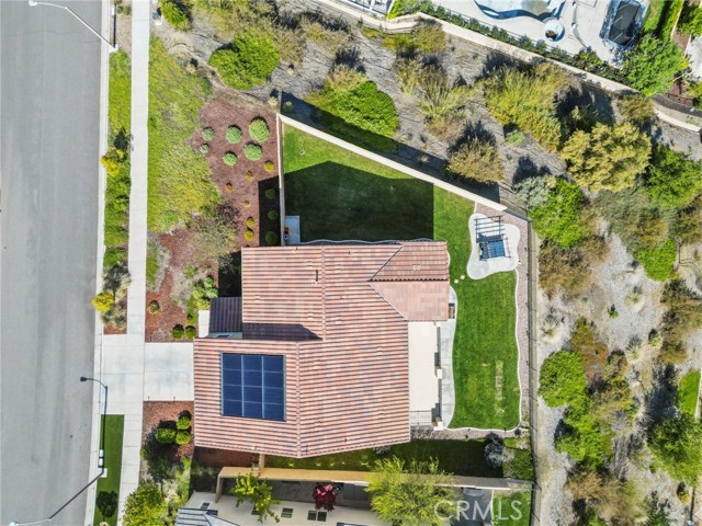 Detail Gallery Image 4 of 56 For 18797 Big Cedar Dr, Canyon Country,  CA 91387 - 5 Beds | 3 Baths