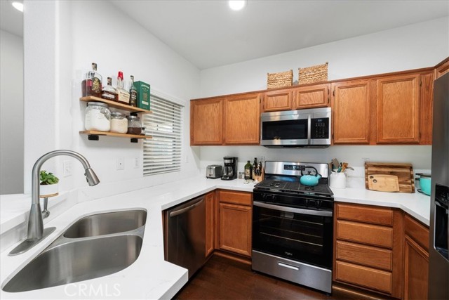 Detail Gallery Image 3 of 51 For 26326 Arboretum Way #405,  Murrieta,  CA 92563 - 2 Beds | 2 Baths