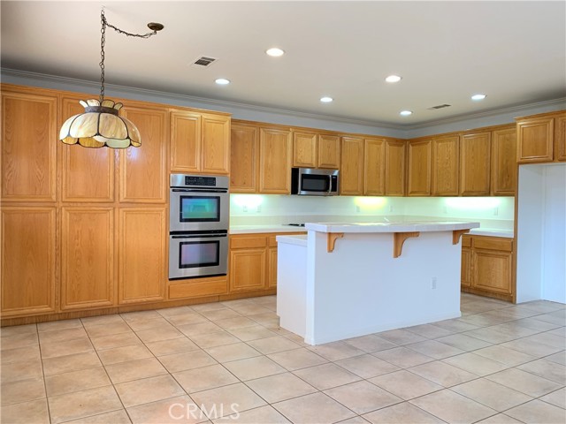 Detail Gallery Image 7 of 13 For 9893 Paseo Cayuco, Moreno Valley,  CA 92557 - 3 Beds | 3 Baths