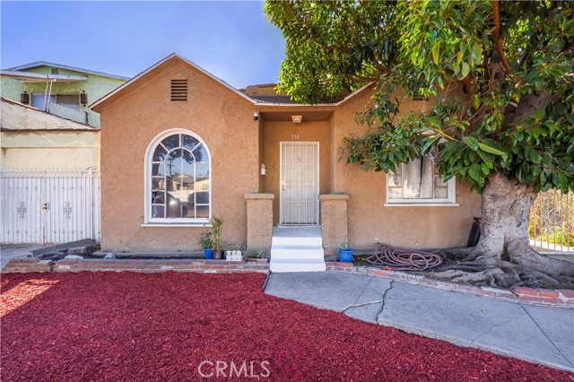 Detail Gallery Image 1 of 26 For 144 W 101st St, Los Angeles,  CA 90003 - 3 Beds | 2 Baths