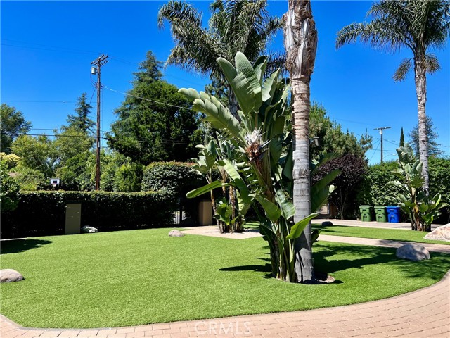 Detail Gallery Image 18 of 19 For 17401 Raymer St, Northridge,  CA 90039 - 1 Beds | 1 Baths