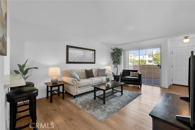 3101 Plaza Del Amo, Torrance CA: https://media.crmls.org/medias/8bb5b769-752d-4d72-94e0-c9cc6e401149.jpg