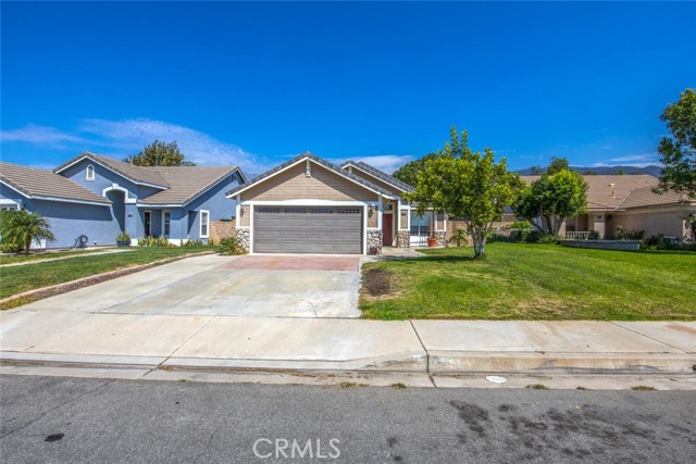 Image 2 for 14850 Filly Ln, Fontana, CA 92336