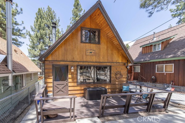 435 W Sherwood Blvd, Big Bear City, CA 92314