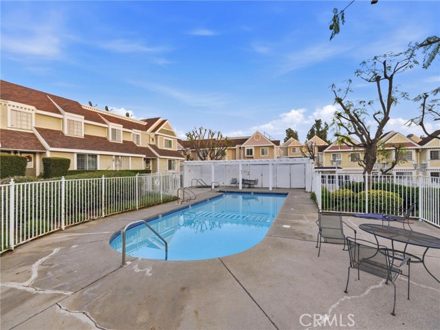 Detail Gallery Image 18 of 18 For 13750 Hubbard #UNIT 6,  Sylmar,  CA 91342 - 3 Beds | 3 Baths