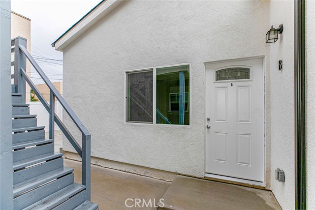 Detail Gallery Image 2 of 15 For 741 E Doran St #B,  Glendale,  CA 91206 - 2 Beds | 1 Baths