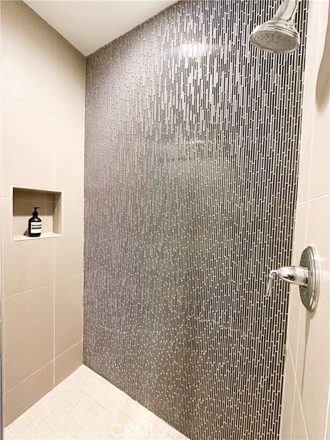 Detail Gallery Image 30 of 48 For 12039 Estrella Pl, Porter Ranch,  CA 91326 - 5 Beds | 5 Baths