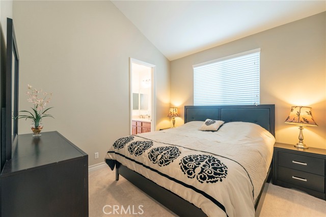 Detail Gallery Image 19 of 49 For 116 11th St, Huntington Beach,  CA 92648 - 3 Beds | 3/1 Baths