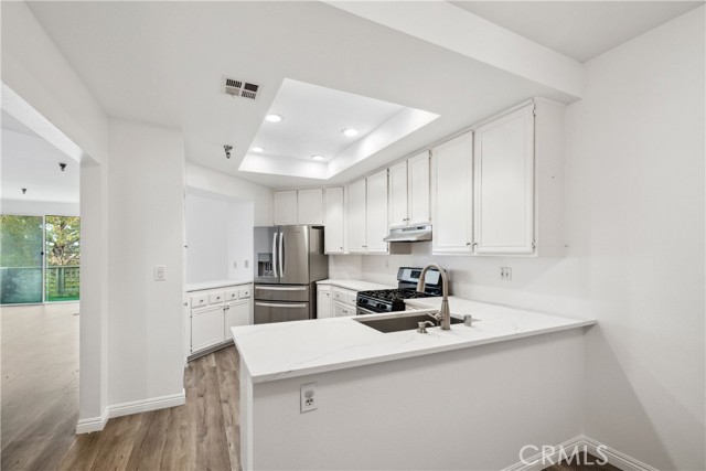 Detail Gallery Image 6 of 46 For 1450 Brett Place #205,  San Pedro,  CA 90732 - 3 Beds | 2 Baths