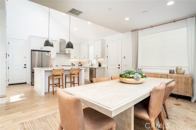 2077 Tablelands Way, Costa Mesa CA: https://media.crmls.org/medias/8bb9b54b-fb65-4f08-9e16-fbd0bea8154b.jpg