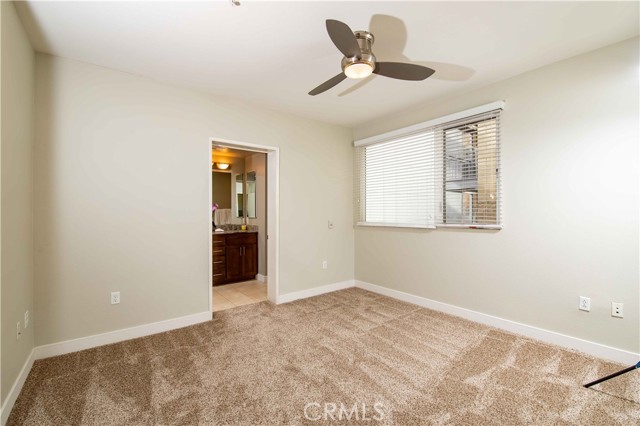 Detail Gallery Image 15 of 64 For 21301 Erwin St #237,  Woodland Hills,  CA 91367 - 2 Beds | 2 Baths